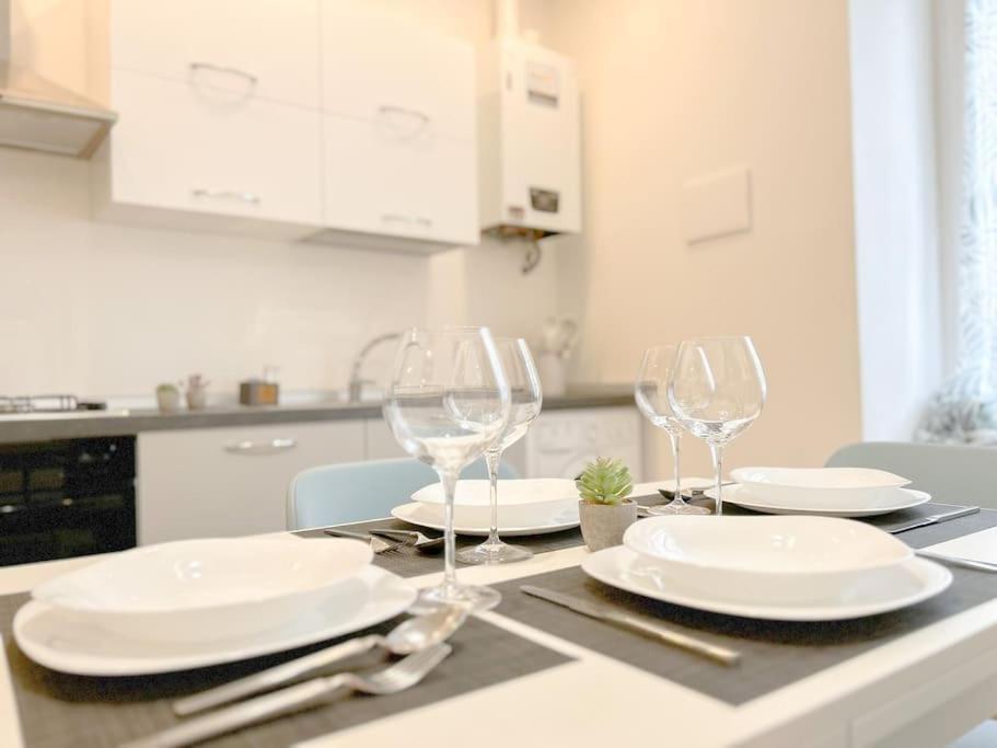 Lusso In Centro Storico - Wifi - Ac Apartman Savona Kültér fotó