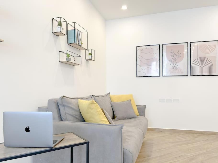 Lusso In Centro Storico - Wifi - Ac Apartman Savona Kültér fotó